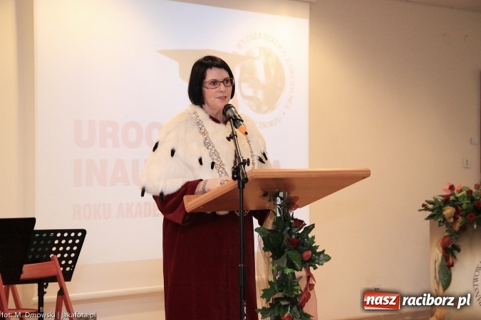 Zdjęcie w galerii na portalu naszraciborz.pl: Raciborska PWSZ zainaugurowała na Zamku Piastowskim rok akademicki 2015/2016 wiadomości z regionu