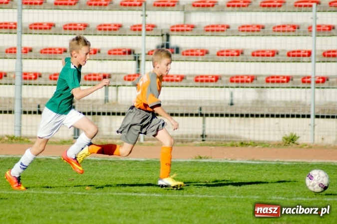 Zdjęcie w galerii na portalu naszraciborz.pl: Łatwa wygrana młodzików Unii. Pasmo remisów przerwane wiadomości z regionu