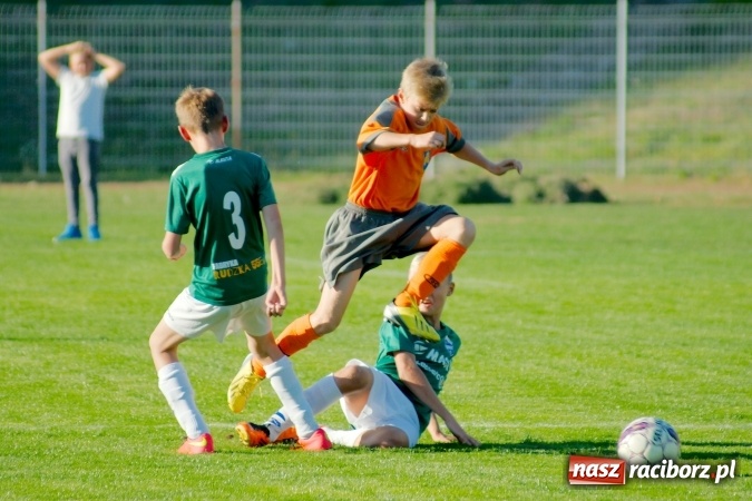 Zdjęcie w galerii na portalu naszraciborz.pl: Łatwa wygrana młodzików Unii. Pasmo remisów przerwane wiadomości z regionu