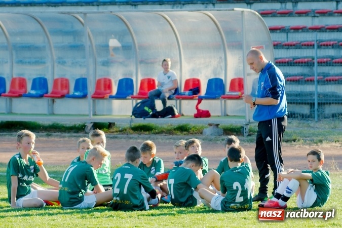 Zdjęcie w galerii na portalu naszraciborz.pl: Łatwa wygrana młodzików Unii. Pasmo remisów przerwane wiadomości z regionu