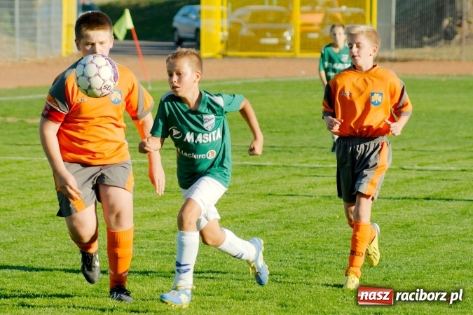 Zdjęcie w galerii na portalu naszraciborz.pl: Łatwa wygrana młodzików Unii. Pasmo remisów przerwane wiadomości z regionu