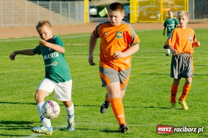 Zdjęcie w galerii na portalu naszraciborz.pl: Łatwa wygrana młodzików Unii. Pasmo remisów przerwane wiadomości z regionu