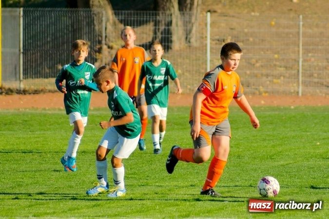 Zdjęcie w galerii na portalu naszraciborz.pl: Łatwa wygrana młodzików Unii. Pasmo remisów przerwane wiadomości z regionu