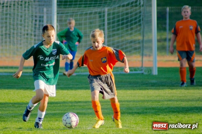 Zdjęcie w galerii na portalu naszraciborz.pl: Łatwa wygrana młodzików Unii. Pasmo remisów przerwane wiadomości z regionu