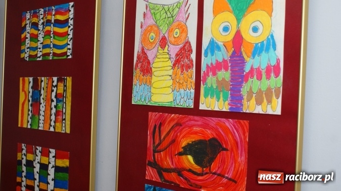 Zdjęcie w galerii na portalu naszraciborz.pl: 100 lat! dla PERSONY w bibliotece wiadomości z regionu