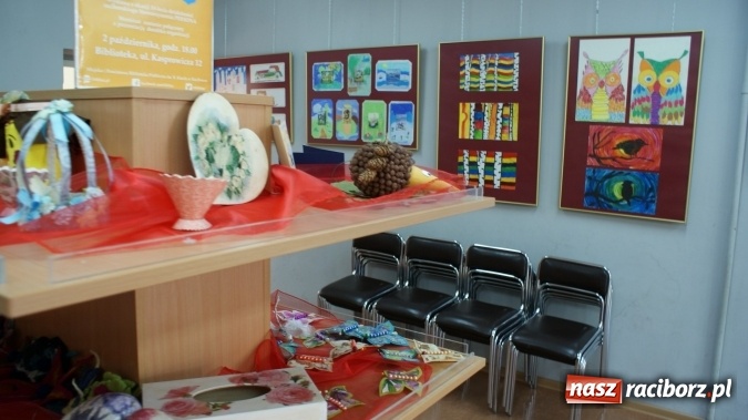 Zdjęcie w galerii na portalu naszraciborz.pl: 100 lat! dla PERSONY w bibliotece wiadomości z regionu