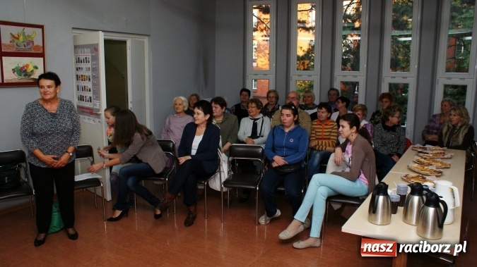 Zdjęcie w galerii na portalu naszraciborz.pl: 100 lat! dla PERSONY w bibliotece wiadomości z regionu