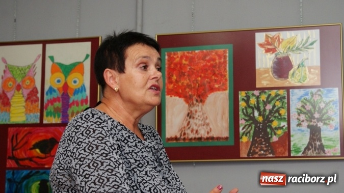 Zdjęcie w galerii na portalu naszraciborz.pl: 100 lat! dla PERSONY w bibliotece wiadomości z regionu