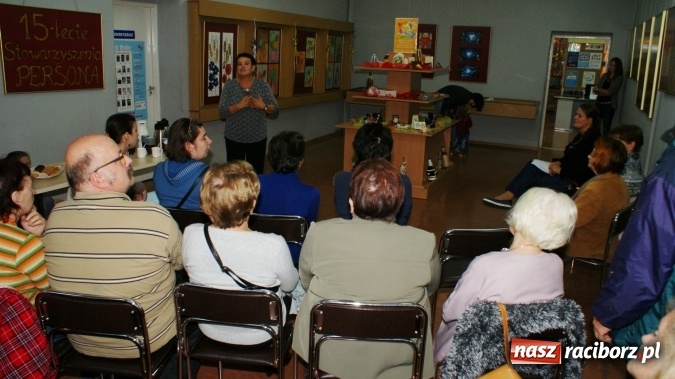 Zdjęcie w galerii na portalu naszraciborz.pl: 100 lat! dla PERSONY w bibliotece wiadomości z regionu