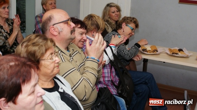 Zdjęcie w galerii na portalu naszraciborz.pl: 100 lat! dla PERSONY w bibliotece wiadomości z regionu