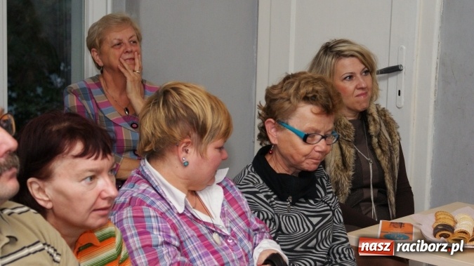 Zdjęcie w galerii na portalu naszraciborz.pl: 100 lat! dla PERSONY w bibliotece wiadomości z regionu