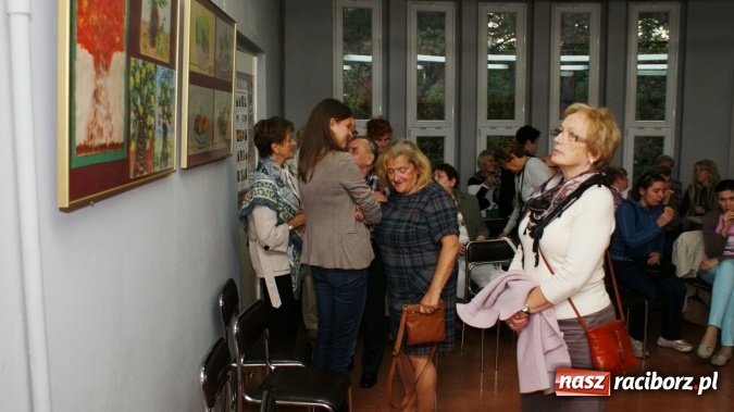 Zdjęcie w galerii na portalu naszraciborz.pl: 100 lat! dla PERSONY w bibliotece wiadomości z regionu