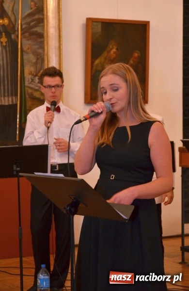 Zdjęcie w galerii na portalu naszraciborz.pl: 6na6='80+'90 - koncert w raciborskim Muzeum wiadomości z regionu