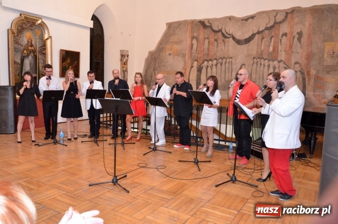 Zdjęcie w galerii na portalu naszraciborz.pl: 6na6='80+'90 - koncert w raciborskim Muzeum wiadomości z regionu