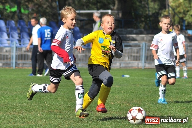 Zdjęcie w galerii na portalu naszraciborz.pl: Zwycięstwo i remis Unii w Lidze Orlików wiadomości z regionu