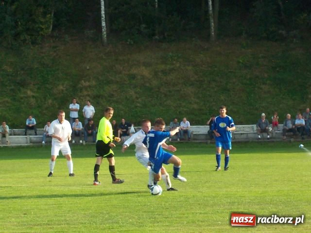 Zdjęcie w galerii na portalu naszraciborz.pl: Zawada - Krzanowice: Niewykorzystane sytuacje się mszczą wiadomości z regionu