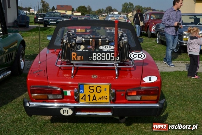 Zdjęcie w galerii na portalu naszraciborz.pl: Oldtimery z całego regionu zjechały dziś do Zabełkowa wiadomości z regionu