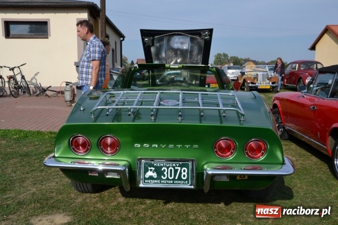 Zdjęcie w galerii na portalu naszraciborz.pl: Oldtimery z całego regionu zjechały dziś do Zabełkowa wiadomości z regionu
