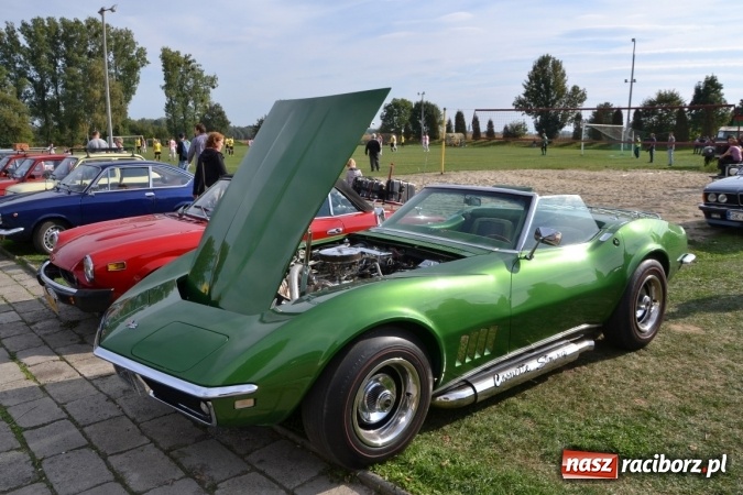 Zdjęcie w galerii na portalu naszraciborz.pl: Oldtimery z całego regionu zjechały dziś do Zabełkowa wiadomości z regionu