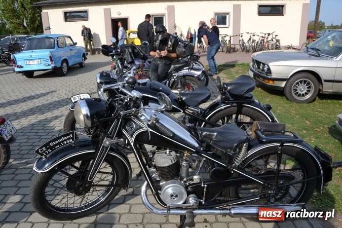 Zdjęcie w galerii na portalu naszraciborz.pl: Oldtimery z całego regionu zjechały dziś do Zabełkowa wiadomości z regionu