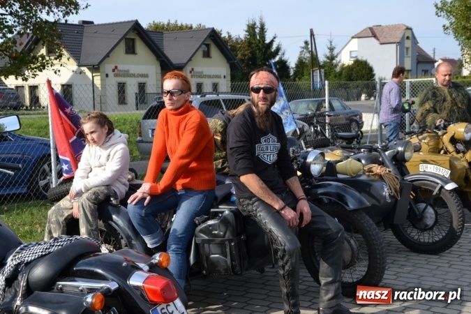 Zdjęcie w galerii na portalu naszraciborz.pl: Oldtimery z całego regionu zjechały dziś do Zabełkowa wiadomości z regionu