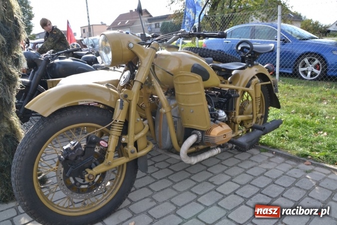 Zdjęcie w galerii na portalu naszraciborz.pl: Oldtimery z całego regionu zjechały dziś do Zabełkowa wiadomości z regionu