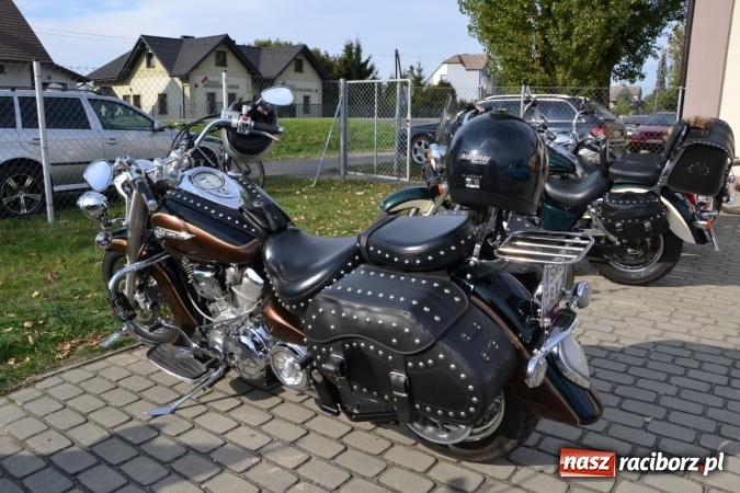 Zdjęcie w galerii na portalu naszraciborz.pl: Oldtimery z całego regionu zjechały dziś do Zabełkowa wiadomości z regionu