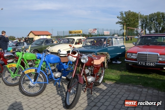 Zdjęcie w galerii na portalu naszraciborz.pl: Oldtimery z całego regionu zjechały dziś do Zabełkowa wiadomości z regionu