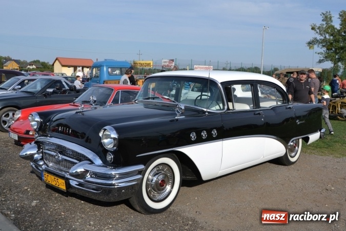 Zdjęcie w galerii na portalu naszraciborz.pl: Oldtimery z całego regionu zjechały dziś do Zabełkowa wiadomości z regionu