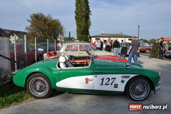 Zdjęcie w galerii na portalu naszraciborz.pl: Oldtimery z całego regionu zjechały dziś do Zabełkowa wiadomości z regionu