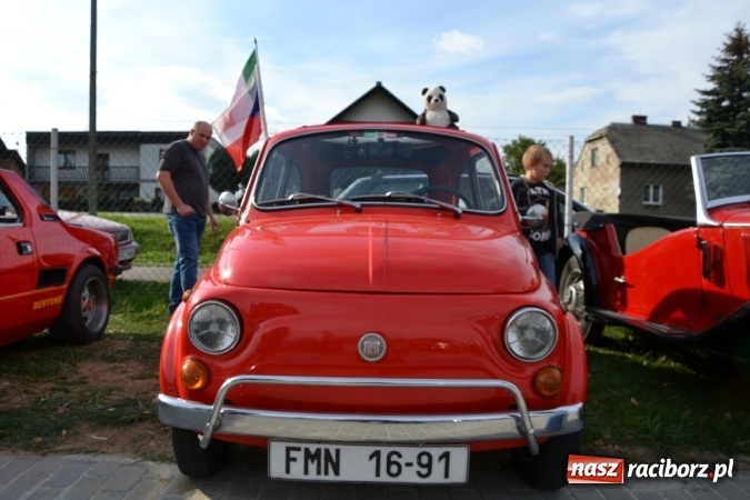 Zdjęcie w galerii na portalu naszraciborz.pl: Oldtimery z całego regionu zjechały dziś do Zabełkowa wiadomości z regionu