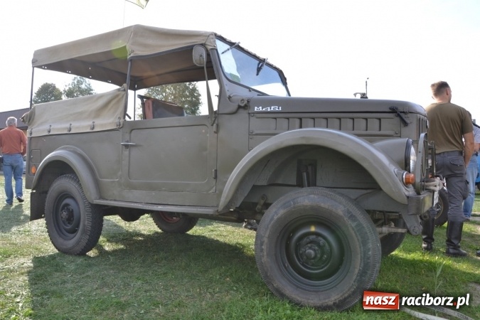 Zdjęcie w galerii na portalu naszraciborz.pl: Oldtimery z całego regionu zjechały dziś do Zabełkowa wiadomości z regionu