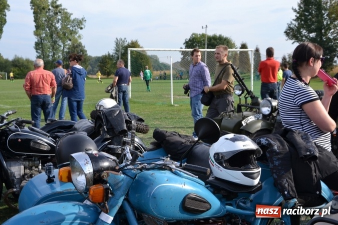 Zdjęcie w galerii na portalu naszraciborz.pl: Oldtimery z całego regionu zjechały dziś do Zabełkowa wiadomości z regionu