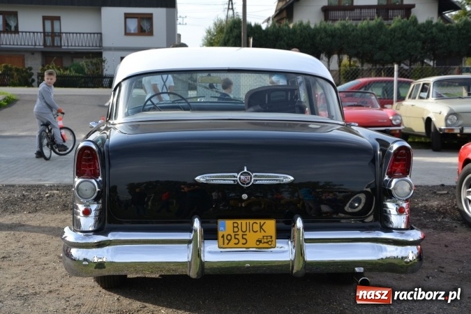 Zdjęcie w galerii na portalu naszraciborz.pl: Oldtimery z całego regionu zjechały dziś do Zabełkowa wiadomości z regionu