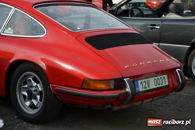 Zdjęcie w galerii na portalu naszraciborz.pl: Oldtimery z całego regionu zjechały dziś do Zabełkowa wiadomości z regionu