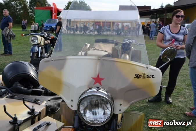 Zdjęcie w galerii na portalu naszraciborz.pl: Oldtimery z całego regionu zjechały dziś do Zabełkowa wiadomości z regionu