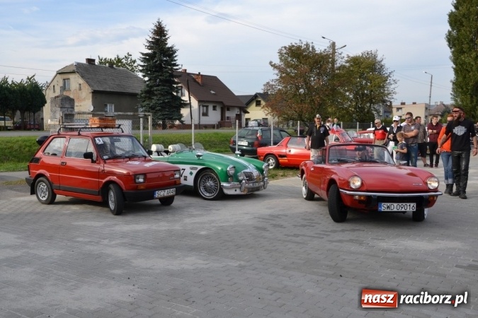 Zdjęcie w galerii na portalu naszraciborz.pl: Oldtimery z całego regionu zjechały dziś do Zabełkowa wiadomości z regionu