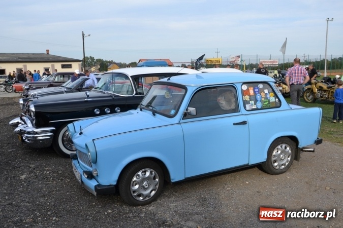 Zdjęcie w galerii na portalu naszraciborz.pl: Oldtimery z całego regionu zjechały dziś do Zabełkowa wiadomości z regionu