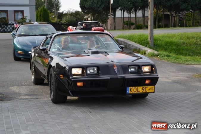 Zdjęcie w galerii na portalu naszraciborz.pl: Oldtimery z całego regionu zjechały dziś do Zabełkowa wiadomości z regionu