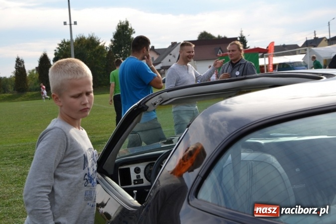 Zdjęcie w galerii na portalu naszraciborz.pl: Oldtimery z całego regionu zjechały dziś do Zabełkowa wiadomości z regionu