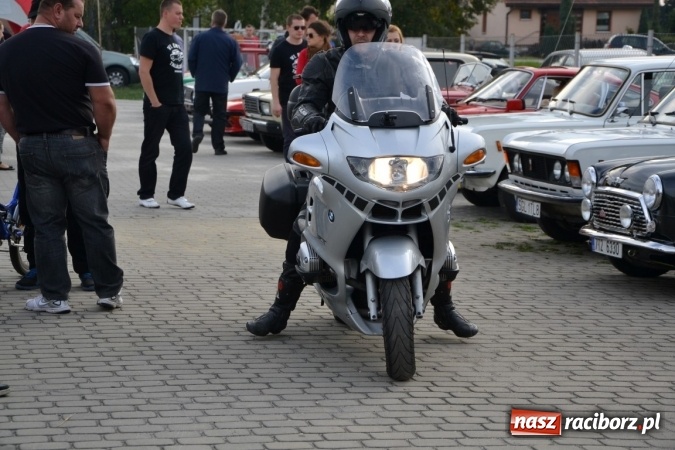 Zdjęcie w galerii na portalu naszraciborz.pl: Oldtimery z całego regionu zjechały dziś do Zabełkowa wiadomości z regionu