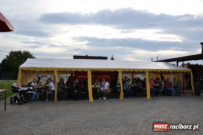 Zdjęcie w galerii na portalu naszraciborz.pl: Oldtimery z całego regionu zjechały dziś do Zabełkowa wiadomości z regionu