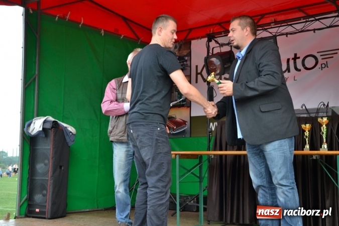 Zdjęcie w galerii na portalu naszraciborz.pl: Oldtimery z całego regionu zjechały dziś do Zabełkowa wiadomości z regionu