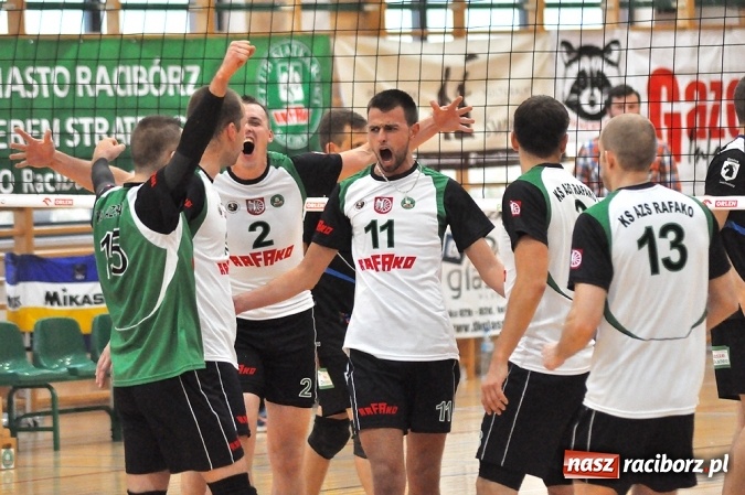 Zdjęcie w galerii na portalu naszraciborz.pl: Siatkówka: Pewna wygrana AZS-u Rafako wiadomości z regionu