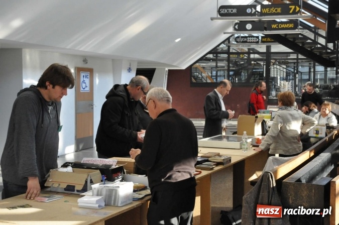 Zdjęcie w galerii na portalu naszraciborz.pl: XVII Śląska Giełda Kolekcjonerów. 250 wystawców w Spodku wiadomości z regionu