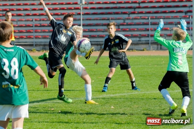 Zdjęcie w galerii na portalu naszraciborz.pl: III liga młodzików: Raciborska Unia nie sprawiła kłopotów ekipie Żor wiadomości z regionu