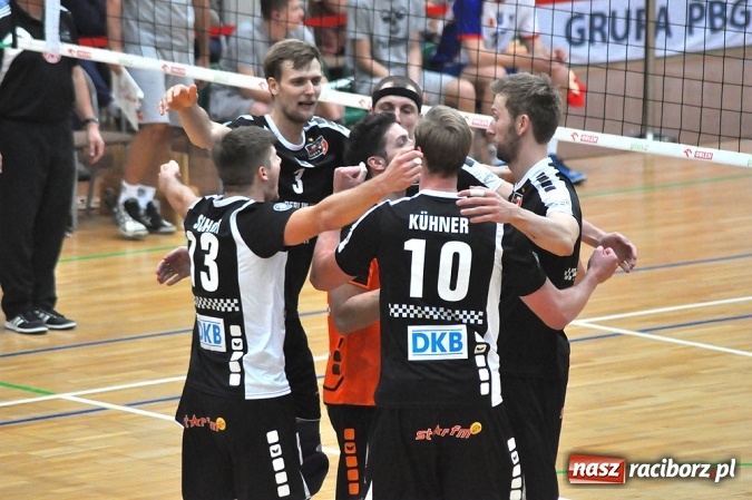 Zdjęcie w galerii na portalu naszraciborz.pl: Puchar Prezydenta Miasta Racibórz dla Effectora Kielce  wiadomości z regionu