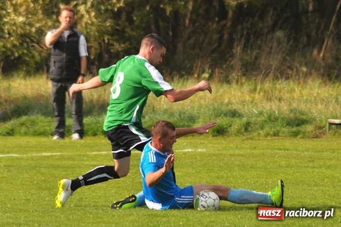 Zdjęcie w galerii na portalu naszraciborz.pl: LKS Adamowice wywiózł trzy punkty z Rudnika wiadomości z regionu