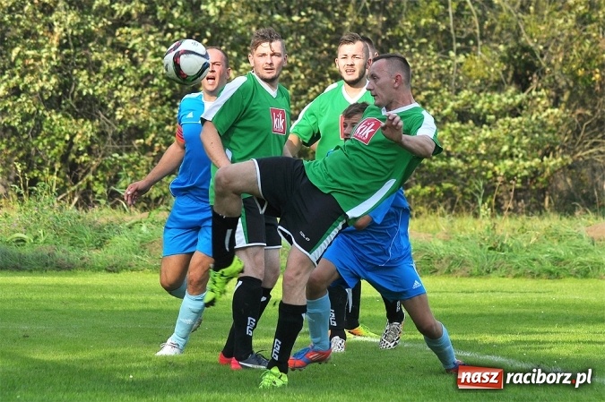 Zdjęcie w galerii na portalu naszraciborz.pl: LKS Adamowice wywiózł trzy punkty z Rudnika wiadomości z regionu