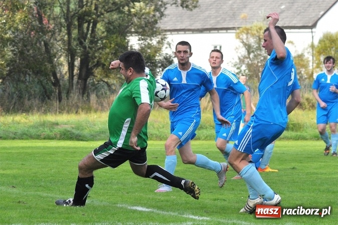 Zdjęcie w galerii na portalu naszraciborz.pl: LKS Adamowice wywiózł trzy punkty z Rudnika wiadomości z regionu